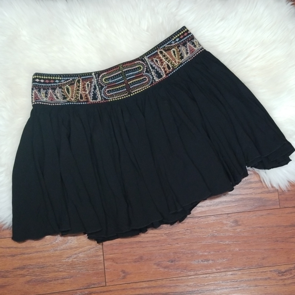 Windsor Beaded front Mini Skirt
